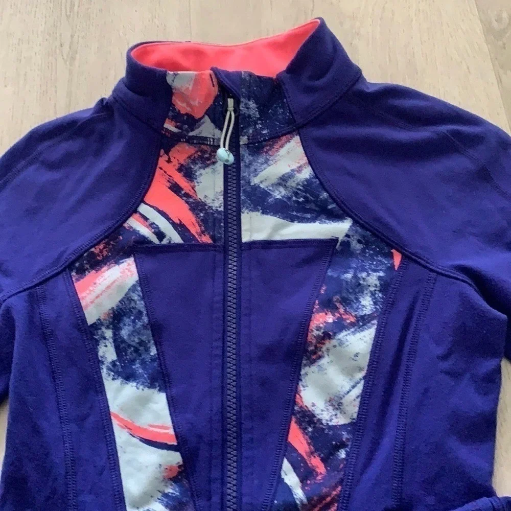 Ivivva Girls Purple Printed Full Zip‎ Athletic Jacket Size 10 Thumbholes